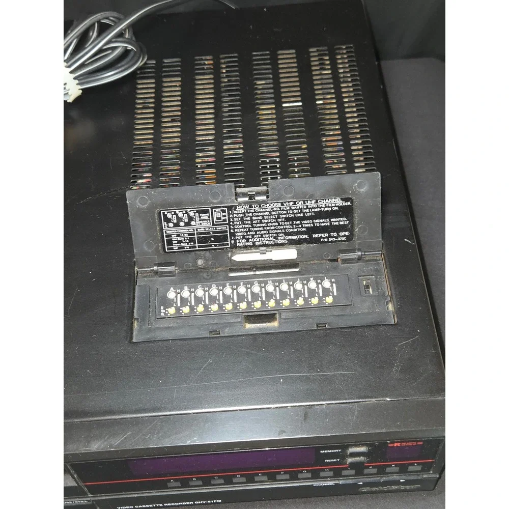 GoldStar GHV 51 FM VHS Video Cassette Recorder VCR Direct Drive April‎ 1986